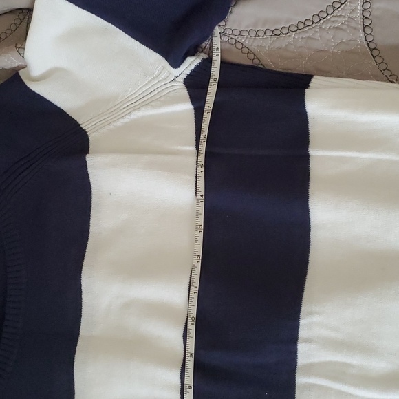 Jeanne Pierre Tunic Sweater - Picture 10 of 11